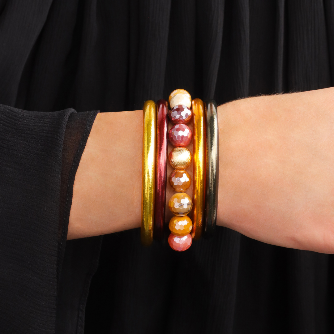 Prague Vintage Stack of the Week | BuDhaGirl